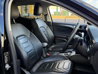 Ford Focus 1.5 EcoBlue Active X Vignale Auto Euro 6 (s/s) 5dr