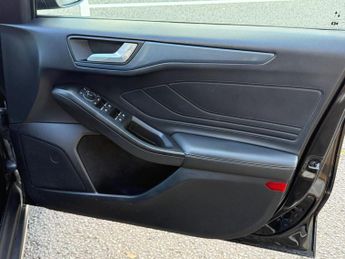 Ford Focus 1.5 EcoBlue Active X Vignale Auto Euro 6 (s/s) 5dr