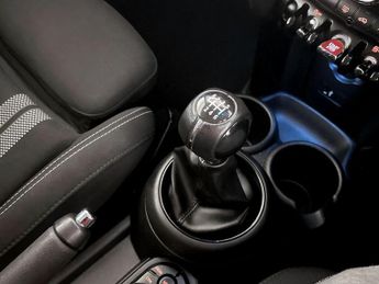 MINI Hatch 2.0 Cooper S Classic Euro 6 (s/s) 3dr