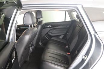 MG MG5 61.1kWh Trophy Long Range Auto 5dr