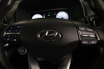 Hyundai KONA 64kWh Premium Auto 5dr (10.5kW Charger)