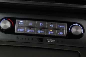 Hyundai KONA 64kWh Premium Auto 5dr (10.5kW Charger)