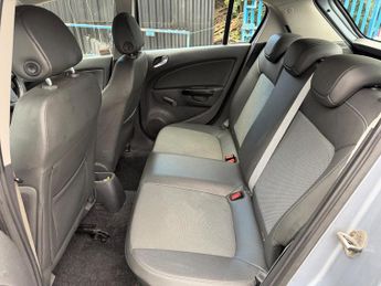 Vauxhall Corsa 1.4i 16v Design 5dr (a/c)