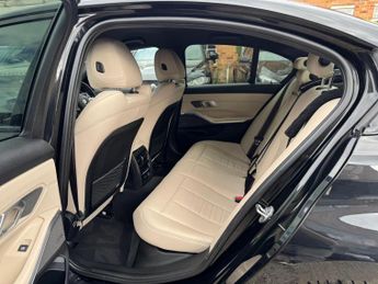 BMW 3 Series 3.0 330d M Sport Auto Euro 6 (s/s) 4dr