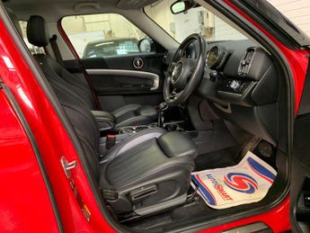 MINI Countryman 1.5 10kWh Cooper SE Exclusive Auto ALL4 Euro 6 (s/s) 5dr