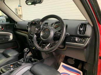 MINI Countryman 1.5 10kWh Cooper SE Exclusive Auto ALL4 Euro 6 (s/s) 5dr