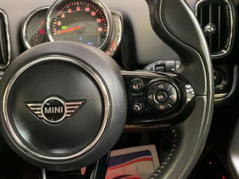 MINI Countryman 1.5 10kWh Cooper SE Exclusive Auto ALL4 Euro 6 (s/s) 5dr
