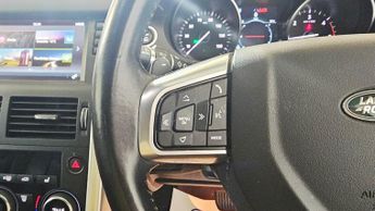 Land Rover Discovery Sport 2.0 TD4 SE Tech Auto 4WD Euro 6 (s/s) 5dr