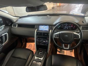 Land Rover Discovery Sport 2.0 TD4 SE Tech Auto 4WD Euro 6 (s/s) 5dr