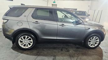 Land Rover Discovery Sport 2.0 TD4 SE Tech Auto 4WD Euro 6 (s/s) 5dr