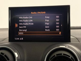 Audi Q2 1.6 TDI 30 S line S Tronic Euro 6 (s/s) 5dr