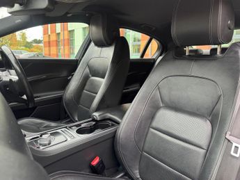 Jaguar XE 2.0d R-Sport Auto Euro 6 (s/s) 4dr