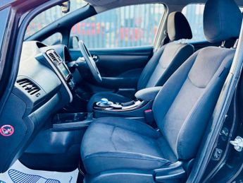 Nissan Leaf 30kWh Acenta Auto 5dr