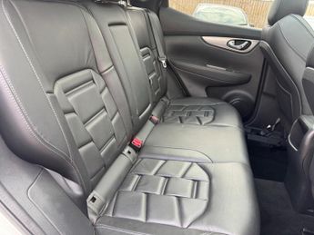 Nissan Qashqai 1.3 DIG-T Tekna+ DCT Auto Euro 6 (s/s) 5dr