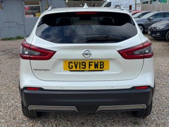Nissan Qashqai 1.3 DIG-T Tekna+ DCT Auto Euro 6 (s/s) 5dr