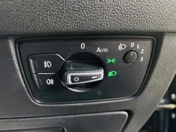 Volkswagen Passat 2.0 TDI BlueMotion Tech SE Business DSG Euro 6 (s/s) 5dr