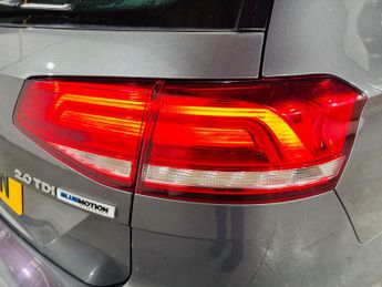 Volkswagen Passat 2.0 TDI BlueMotion Tech SE Business DSG Euro 6 (s/s) 5dr
