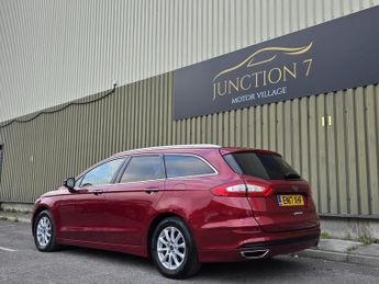 Ford Mondeo 2.0T EcoBoost Vignale Auto Euro 6 (s/s) 5dr