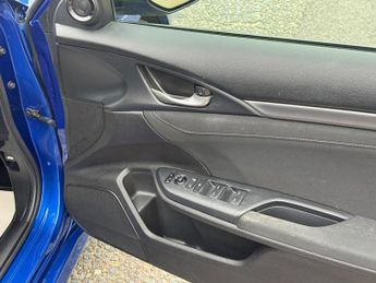 Honda Civic 1.0 VTEC Turbo SE CVT Euro 6 (s/s) 5dr