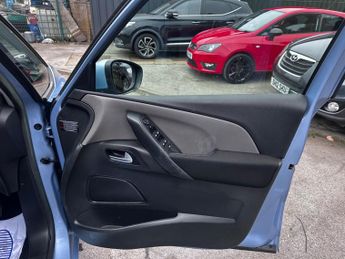 Citroen Grand C4 Picasso 1.6 e-HDi Airdream VTR+ ETG6 Euro 5 (s/s) 5dr