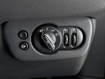 MINI Clubman 2.0 John Cooper Works Steptronic ALL4 Euro 6 (s/s) 6dr