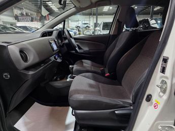 Toyota Yaris 1.5 VVT-h Sport E-CVT Euro 6 5dr