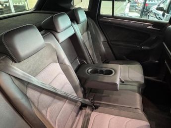 Volkswagen Tiguan 2.0 TSI R-Line SUV 5dr Petrol DSG 4Motion Euro 6 (s/s) (180 ps)