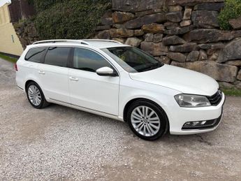 Volkswagen Passat 2.0 TDI BlueMotion Tech Sport Euro 5 (s/s) 5dr