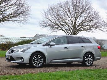 Toyota Avensis 1.8 V-Matic TR Tourer Multidrive S Euro 5 5dr