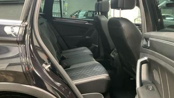 Volkswagen Tiguan 1.5 TSI R-Line DSG Euro 6 (s/s) 5dr