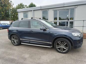 Volkswagen Touareg 3.0 TDI V6 BlueMotion Tech R-Line Tiptronic 4WD Euro 5 (s/s) 5dr