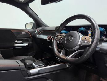 Mercedes-Benz GLB 1.3 GLB200 MHEV AMG Line (Executive) SUV 5dr Petrol Hybrid 7G-DC