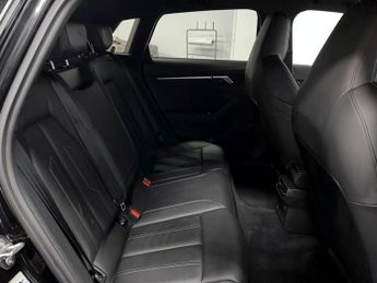 Audi A3 1.5 TFSI 35 S line Sportback 5dr Petrol S Tronic Euro 6 (s/s) (1