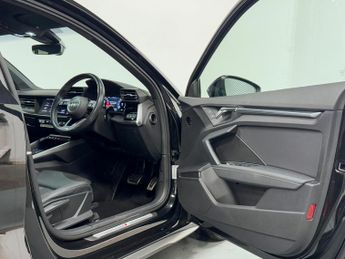 Audi A3 1.5 TFSI 35 S line Sportback 5dr Petrol S Tronic Euro 6 (s/s) (1