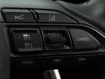 Toyota Yaris 1.5 VVT-h Design E-CVT Euro 6 (s/s) 5dr