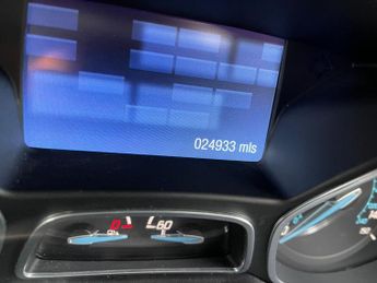 Ford Focus 1.6 Zetec Navigator Powershift Euro 5 5dr