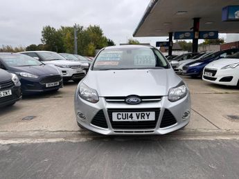 Ford Focus 1.6 Zetec Navigator Powershift Euro 5 5dr