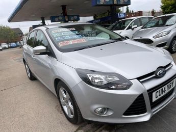 Ford Focus 1.6 Zetec Navigator Powershift Euro 5 5dr