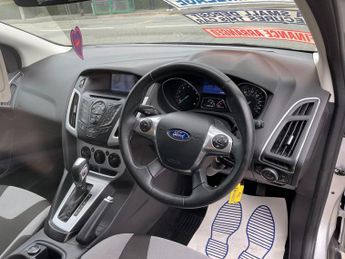 Ford Focus 1.6 Zetec Navigator Powershift Euro 5 5dr