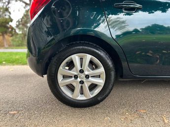 Vauxhall Corsa 1.4i ecoFLEX Design Easytronic Euro 6 (s/s) 5dr