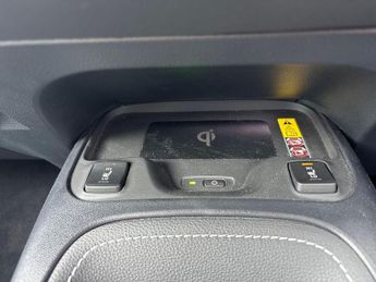 Toyota Corolla Design Hev Cvt