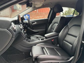 Mercedes-Benz A Class 2.1 A200d Sport (Premium) 7G-DCT Euro 6 (s/s) 5dr