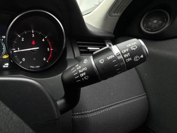 Land Rover Range Rover Evoque 2.0 TD4 SE Tech Auto 4WD Euro 6 (s/s) 5dr