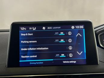 Peugeot 5008 1.5 BlueHDi Allure Premium + EAT Euro 6 (s/s) 5dr