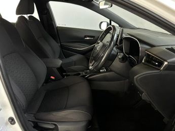 Toyota Corolla 1.8 VVT-h Icon Touring Sports CVT Euro 6 (s/s) 5dr