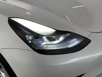 Tesla Model 3 Auto RWD 4dr