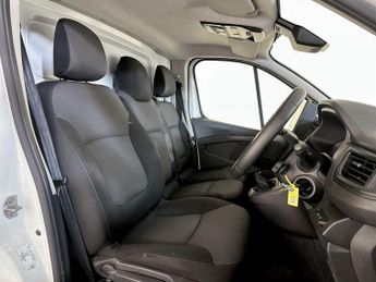 Renault Trafic 2.0 dCi Blue SL28 Business+ L1 H1 Euro 6 (s/s) 5dr
