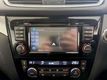 Nissan Qashqai 1.6 dCi Tekna XTRON Euro 6 (s/s) 5dr