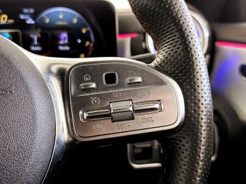 Mercedes-Benz CLA 1.3 CLA180h MHEV AMG Line (Premium) Coupe 7G-DCT Euro 6 (s/s) 4d