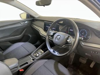 Skoda Octavia 1.4 TSI iV 13kWh SE Technology DSG Euro 6 (s/s) 5dr